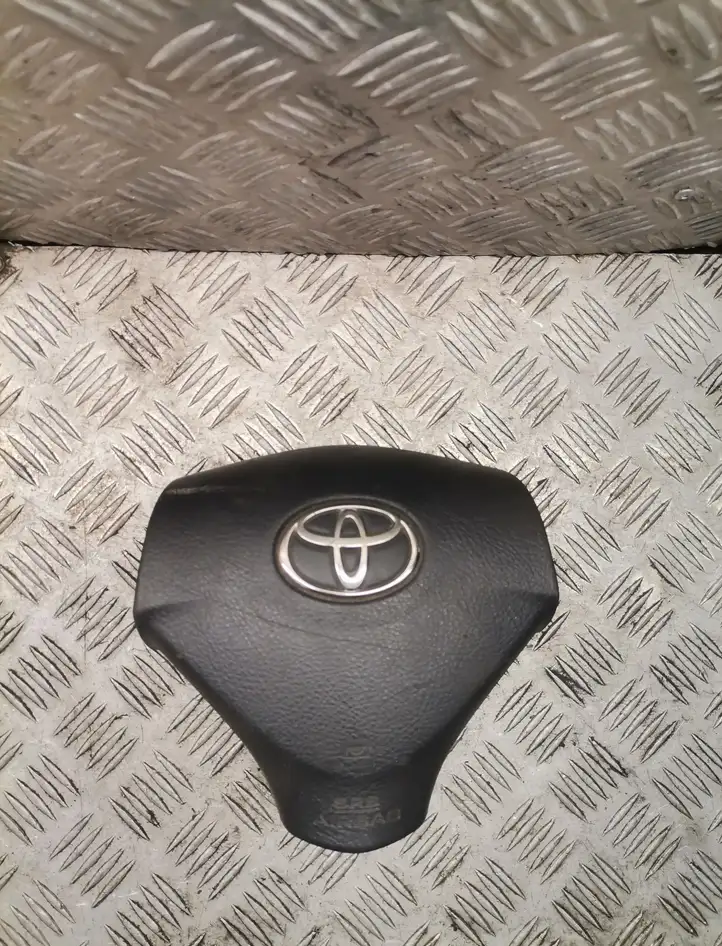 Toyota Corolla Verso AR10 (2004 - 2009) Подушка безопасности руля — фото 1
