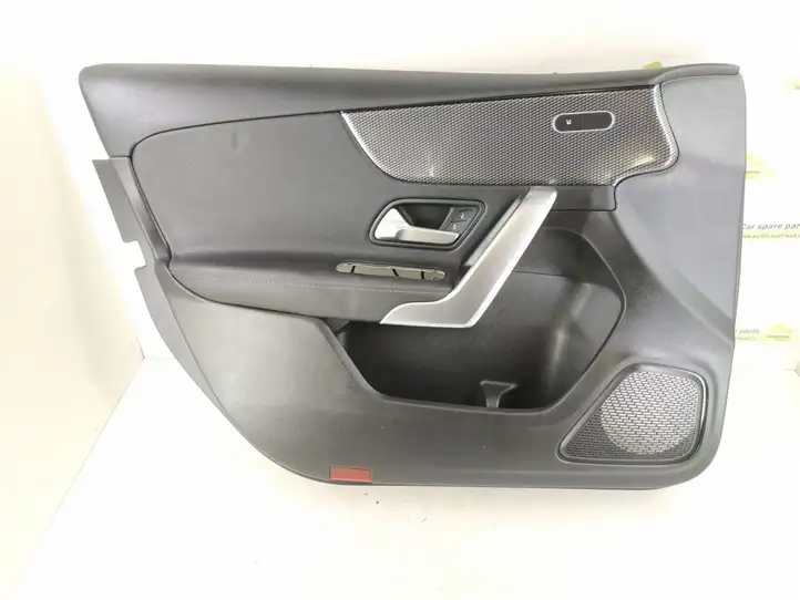 Mercedes-Benz CLA C117,X117,W117 (2013 - 2019) DALISID4747 Обшивка передней двери — фото 1