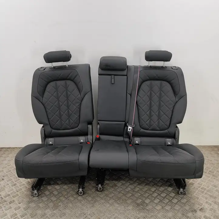 BMW X7 G07 (2018 - ) 5A62143 Комплект салона — фото 8