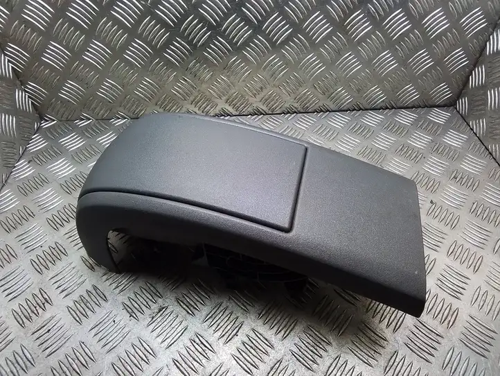 Toyota Prius (XW20) (2003 - 2009) 5892347010 Задний подстаканник — фото 1