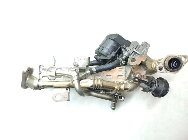 BMW X5 F15 (2013 - 2017)  8476994 Охладитель EGR