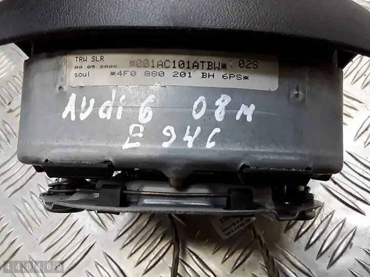 Audi A6 S6 C6 4F (2008 - 2011) 4F0880201 Подушка безопасности руля — фото 2