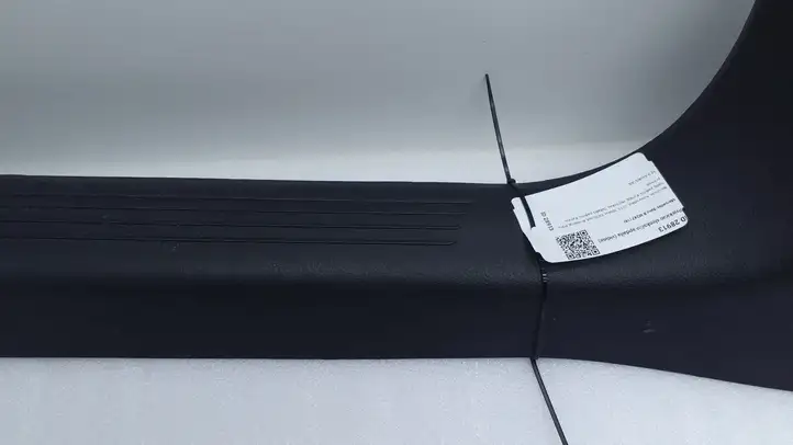 Mercedes-Benz B-class W247 (2018 - ) A1776802700 Внутренняя отделка переднего порога — фото 2