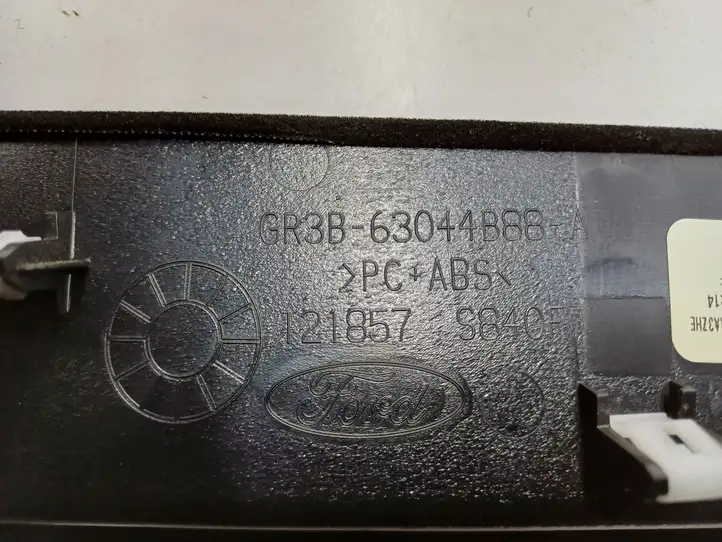Ford Mustang VI (2015 - ) GR3B63044B88A Отделка внутренней панели салона — фото 2