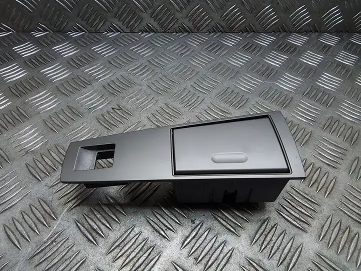 BMW 7 E65 E66 (2001 - 2008) 7149962 Задняя пепельница — фото 1