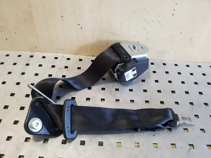 Dacia Sandero (2016 - )  888506476R Средний ремень безопасности ()