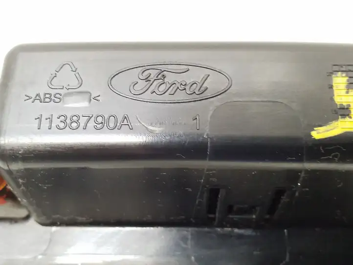 Ford S-Max (2006 - 2010)  1138790A Пепельница