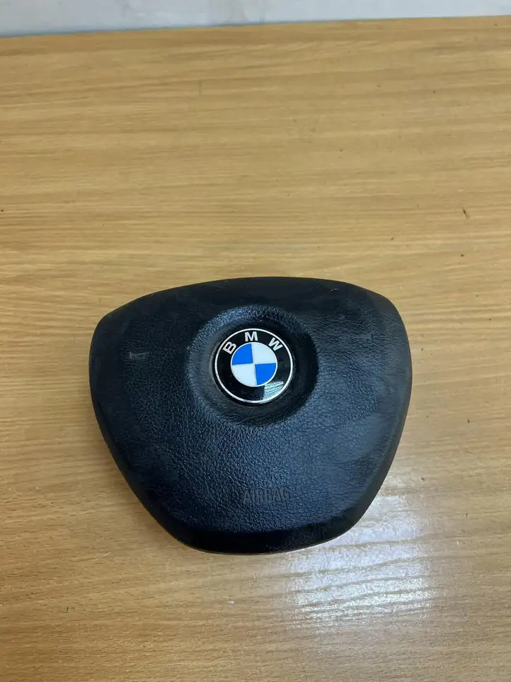 BMW 5 F10 F11 (2009 - 2016) 609531100C Подушка безопасности руля — фото 2