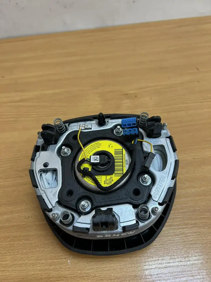 BMW 5 F10 F11 (2009 - 2016) 609531100C Подушка безопасности руля — фото 5