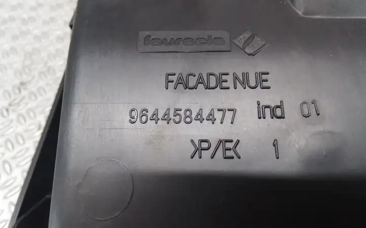 Peugeot 407 (2004 - 2011) 9644584477 Задняя пепельница — фото 2