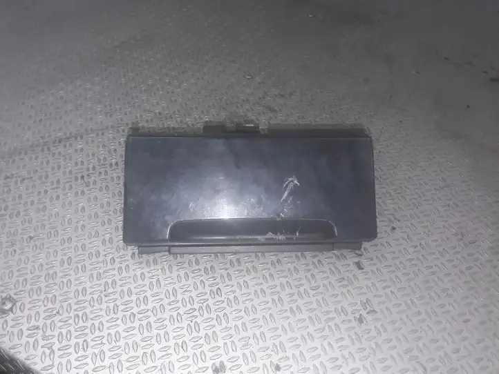 Honda Accord (2003 - 2007) Пепельница — фото 1