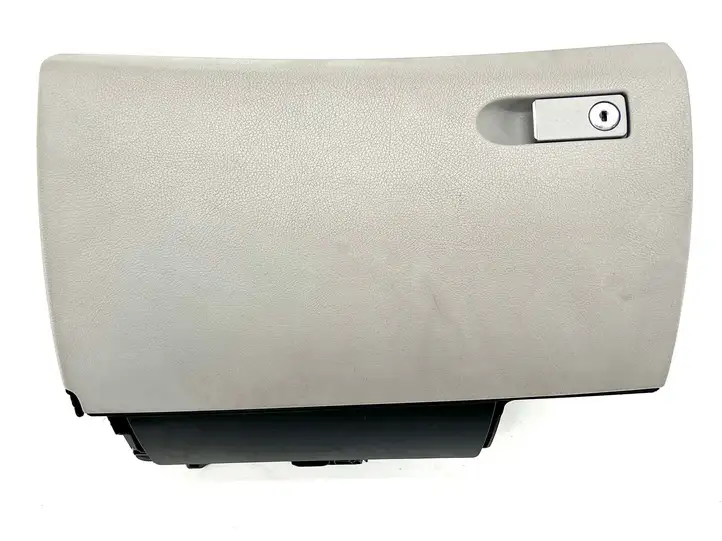Mercedes-Benz C W204 (2007 - 2014) A2046803291 Бардачок в сборе — фото 8