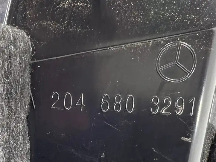 Mercedes-Benz C W204 (2007 - 2014) A2046803291 Бардачок в сборе — фото 15