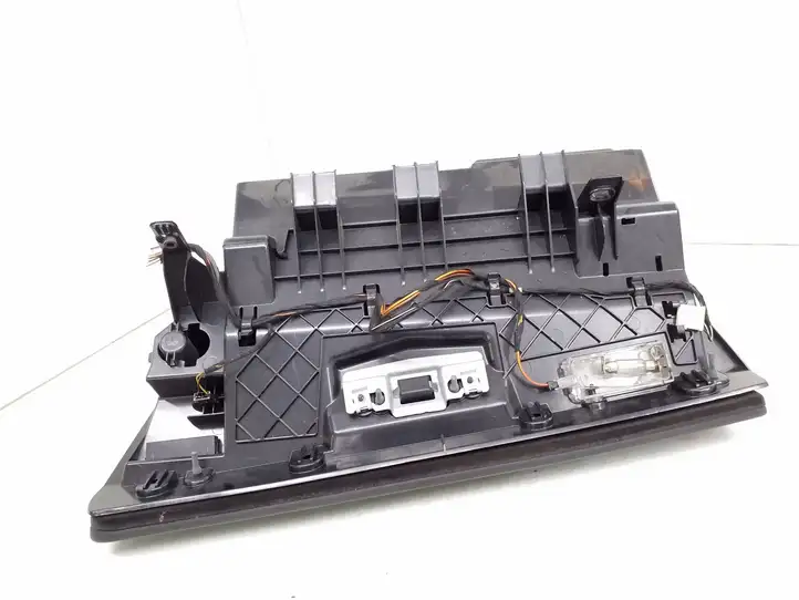 BMW 3 E90 E91 (2005 - 2012) 51167075497 Бардачок в сборе — фото 3