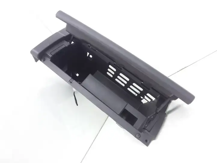 Fiat Croma (2005 - 2011)  735364131 Комплект ящика для вещей (бардачка)