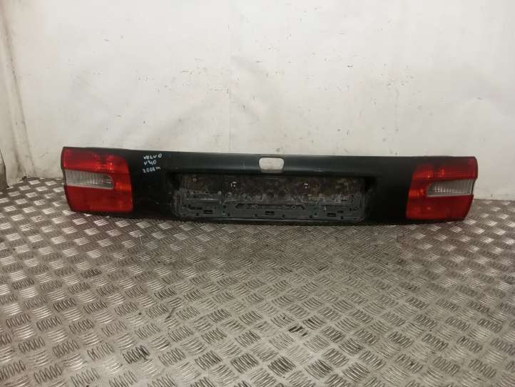 30632612 Volvo S40, V40 Apdaila galinio dangčio