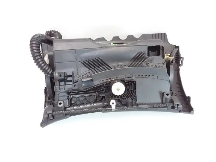 Skoda Octavia Mk2 (1Z) (2004 - 2013) 1Z1857097N Бардачок в сборе — фото 2