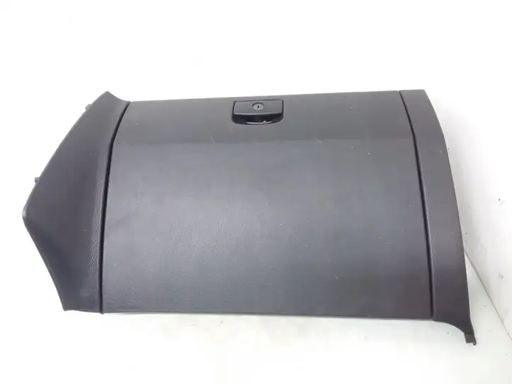 Kia Sorento (2006 - 2009)  845413E500 Комплект ящика для вещей (бардачка)