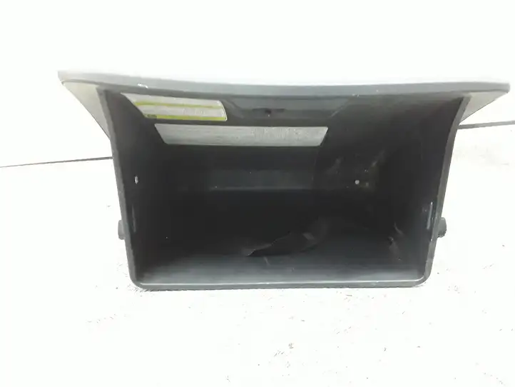 Hyundai Tucson JM (2004 - 2009) 845112E000 Бардачок в сборе — фото 2