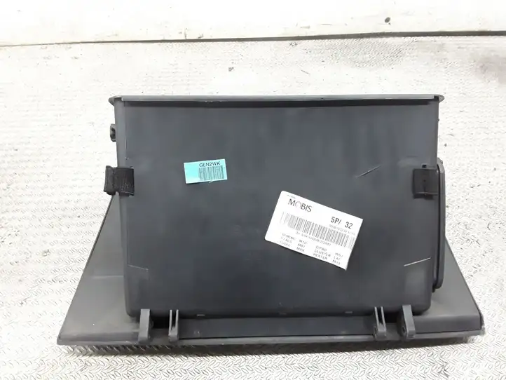 Hyundai Tucson JM (2004 - 2009) 845112E000 Бардачок в сборе — фото 4