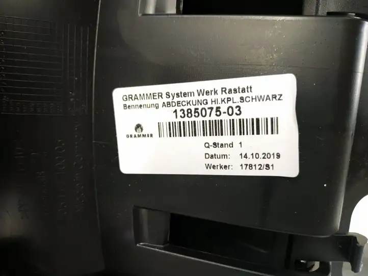 Mercedes-Benz CLA C117,X117,W117 (2013 - 2019) Задняя пепельница — фото 8