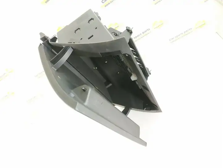 Mercedes-Benz CLA C117,X117,W117 (2013 - 2019) Бардачок в сборе — фото 7