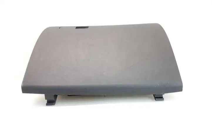 Skoda Octavia Mk3 (5E) (2013 - 2019)  5E1857121A Комплект ящика для вещей (бардачка)