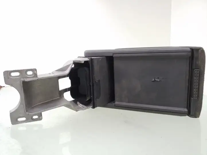 Opel Vectra C (2005 - 2009) 131171943 Подлокотник — фото 5