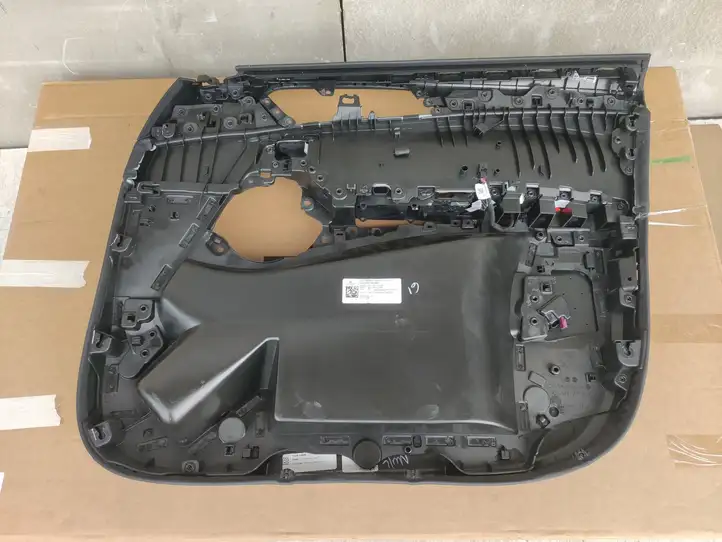 BMW X6 G06 (2019 - ) 51417454725 Прочая отделка передней двери — фото 2
