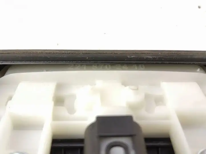 Mercedes-Benz C W204 (2007 - 2014)   Ручка (задней крышки)