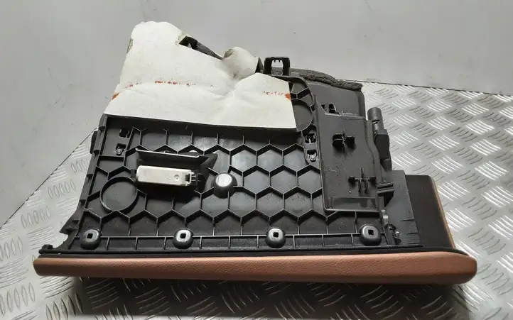 BMW 3 F30 F35 F31 (2012 - 2018) 61169228283 Бардачок в сборе — фото 4