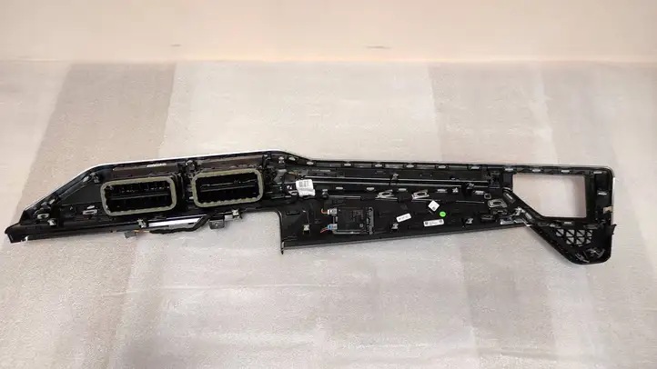 BMW X7 G07 (2018 - ) 5A01333 Отделка внутренней панели салона — фото 12