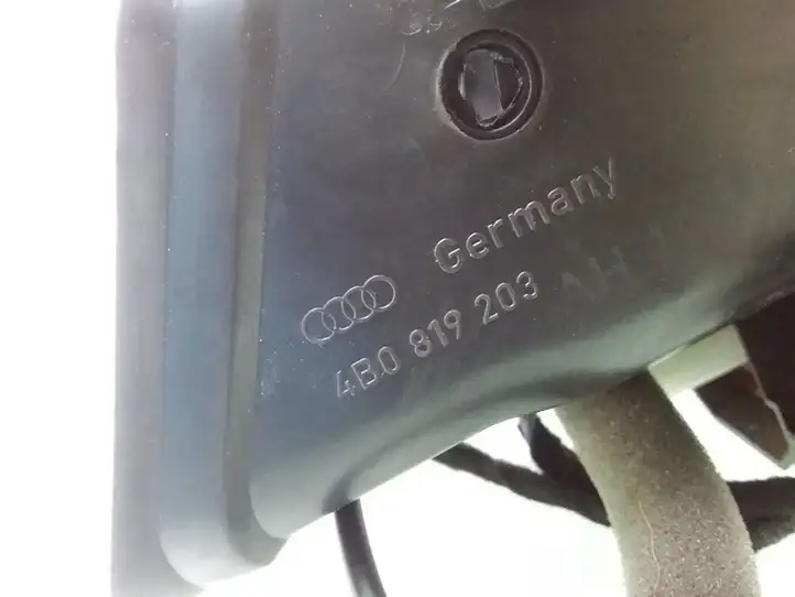 Audi A6 S6 C5 4B (1997 - 2001) 4B0815743 Задний воздушный дефлектор — фото 4