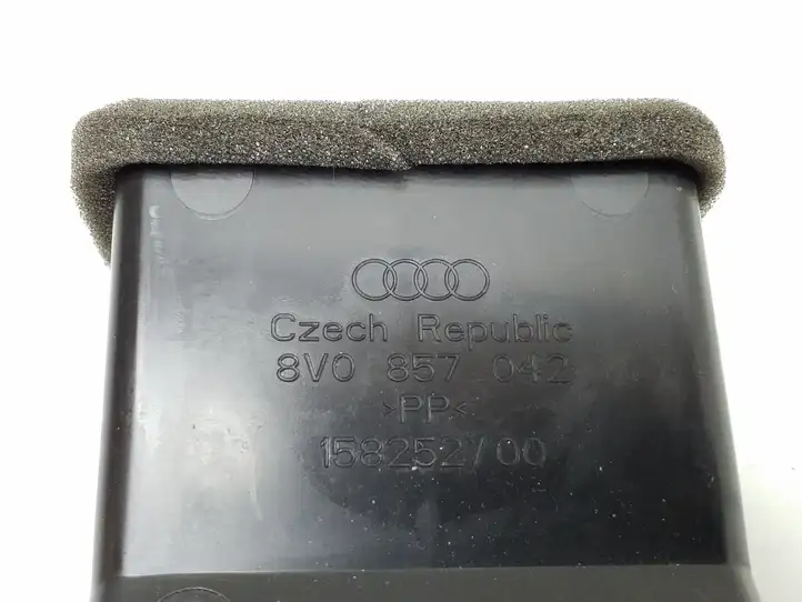 Audi A3/S3 8V (2012 - 2016) 8V0857042 Задний воздушный дефлектор — фото 5