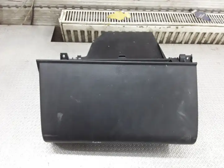 Nissan Note (E11) (2006 - 2014) 685209U100 Бардачок в сборе — фото 1