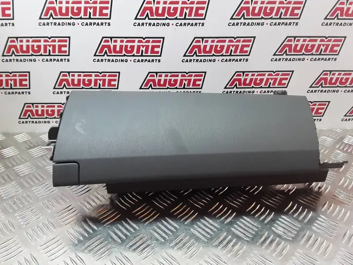 Toyota Prius (XW30) (2009 - 2015) 5551147040 Бардачок в сборе — фото 1