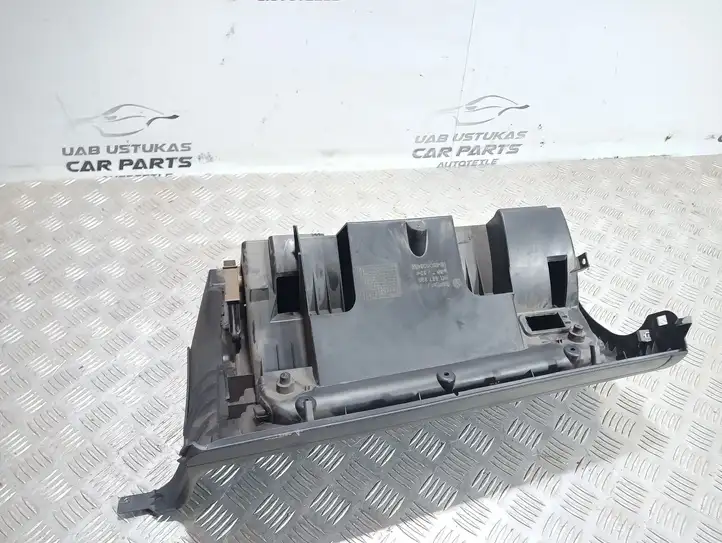 Volkswagen Golf V (2003 - 2009) 1K1857290 Бардачок в сборе — фото 5