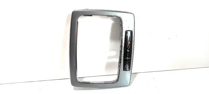 Mercedes-Benz C W204 (2007 - 2014)  A2042670488 Рамка рычага переключения передач