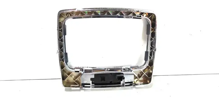 Mercedes-Benz C W204 (2007 - 2014)  A2042670488 Рамка рычага переключения передач