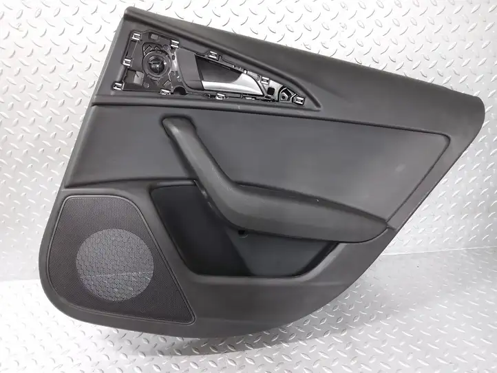 Audi A6 C7 (2011 - 2014) 4G0867306A Обшивка задней двери — фото 1