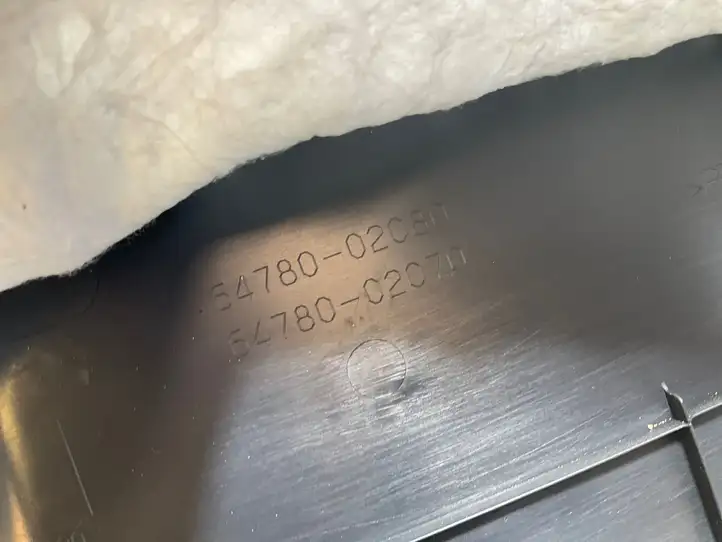 Toyota Corolla E210 E21 (2018 - ) 6478002070 Комплект обшивки крышки багажника — фото 3