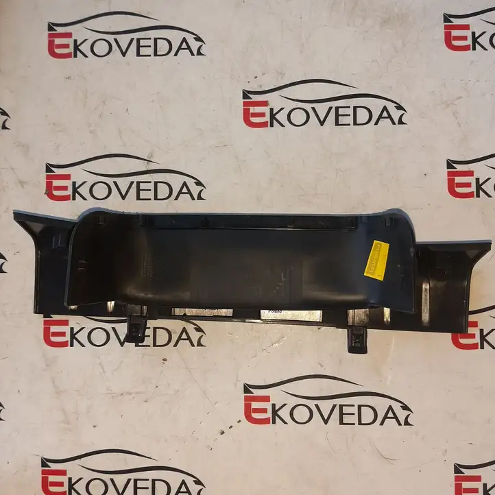 Volvo XC60 (2013 - 2017) 9123022 Обшивка рулевой колонки — фото 3