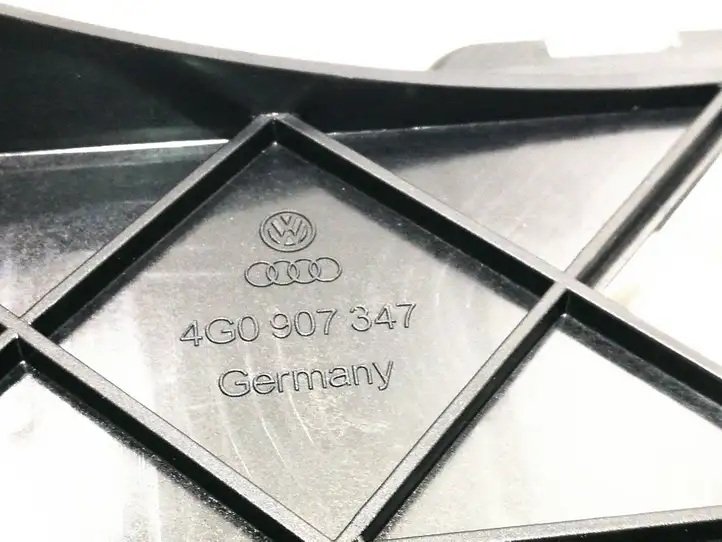 Audi A7 S7 4G (2010 - 2014) 4G0907347 Прочая отделка багажника — фото 2