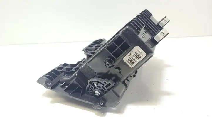 Kia Soul (2008 - 2011)   Выдвижной ящик