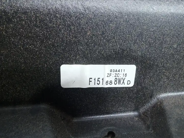 Mazda RX8 (2003 - 2008) F151688WX Комплект обшивки крышки багажника — фото 4