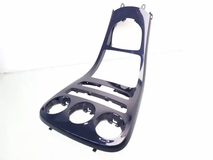 Mercedes-Benz C W205 (2014 - 2021)  A2056805107 Отделка радио/ навигации