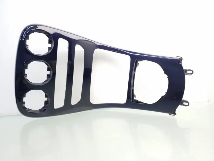 Mercedes-Benz C W205 (2014 - 2021)  A2056805107 Отделка радио/ навигации