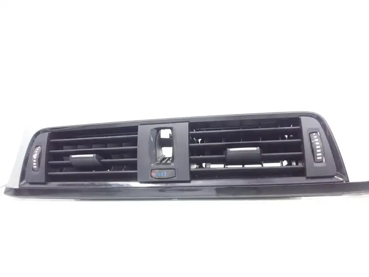 BMW 3 F30 F35 F31 (2012 - 2018) 9218552 Декоративная планка — фото 2