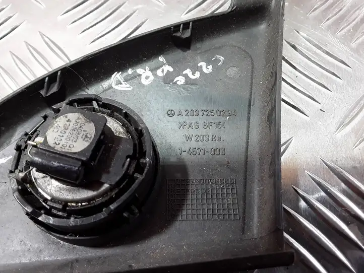 Mercedes-Benz C W205 (2014 - 2021)  A2037250294 Отделка бокового динамика
