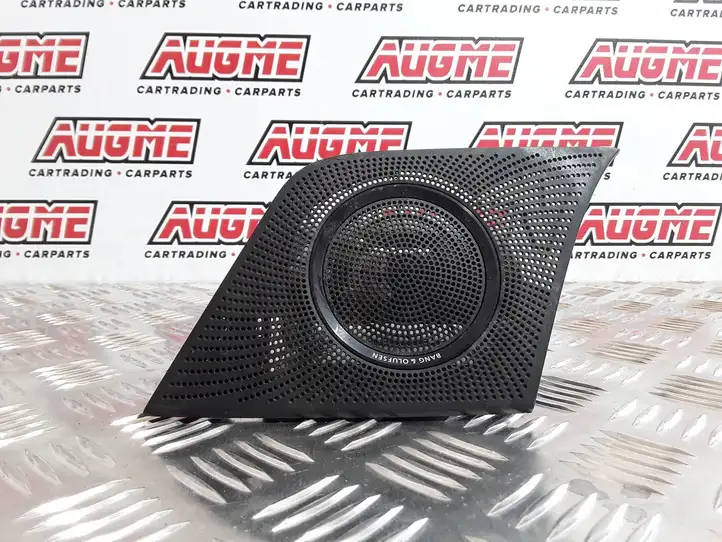 Audi Q5 SQ5 (2008 - 2012) 8R0857227A Накладка бокового динамика — фото 1